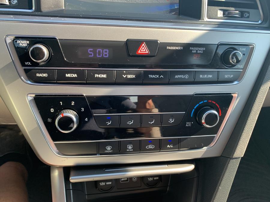 Used Hyundai Sonata 4dr Sdn 2.4L SE 2016 | Saybrook Auto Barn. Old Saybrook, Connecticut Used Hyundai Sonata 4dr Sdn 2.4L SE 2016 | Saybrook Auto Barn. Old Saybrook, Connecticut