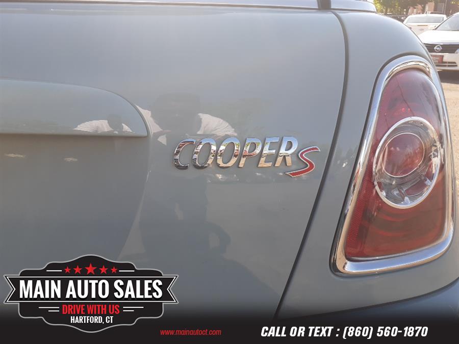 Used MINI Cooper Hardtop 2dr Cpe S 2013 | Main Auto Sales LLC. Hartford, Connecticut Used MINI Cooper Hardtop 2dr Cpe S 2013 | Main Auto Sales LLC. Hartford, Connecticut