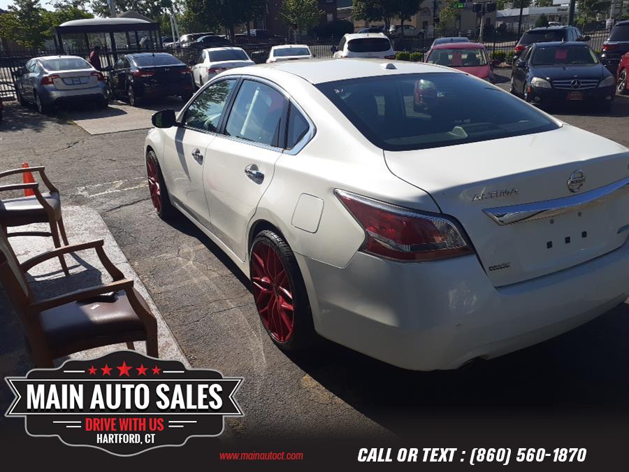 Used Nissan Altima 4dr Sdn I4 2.5 S 2014 | Main Auto Sales LLC. Hartford, Connecticut Used Nissan Altima 4dr Sdn I4 2.5 S 2014 | Main Auto Sales LLC. Hartford, Connecticut