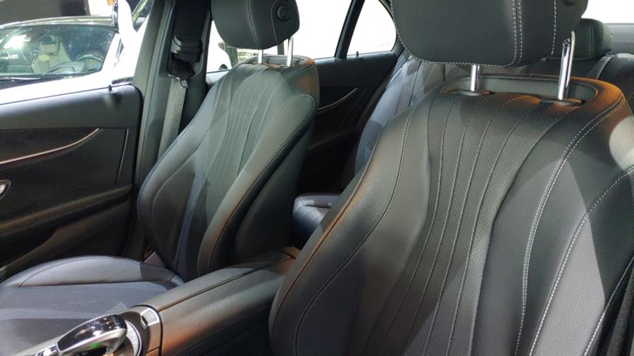 Used Mercedes-Benz E-Class E 300 4MATIC Sedan 2018 | Dream Car Gallery. Woodbury, New York Used Mercedes-Benz E-Class E 300 4MATIC Sedan 2018 | Dream Car Gallery. Woodbury, New York