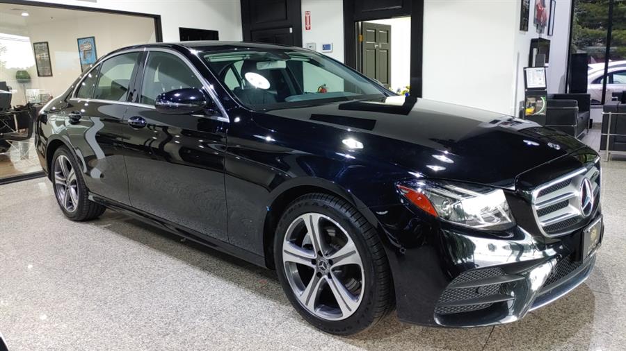 Used Mercedes-Benz E-Class E 300 4MATIC Sedan 2018 | Dream Car Gallery. Woodbury, New York Used Mercedes-Benz E-Class E 300 4MATIC Sedan 2018 | Dream Car Gallery. Woodbury, New York