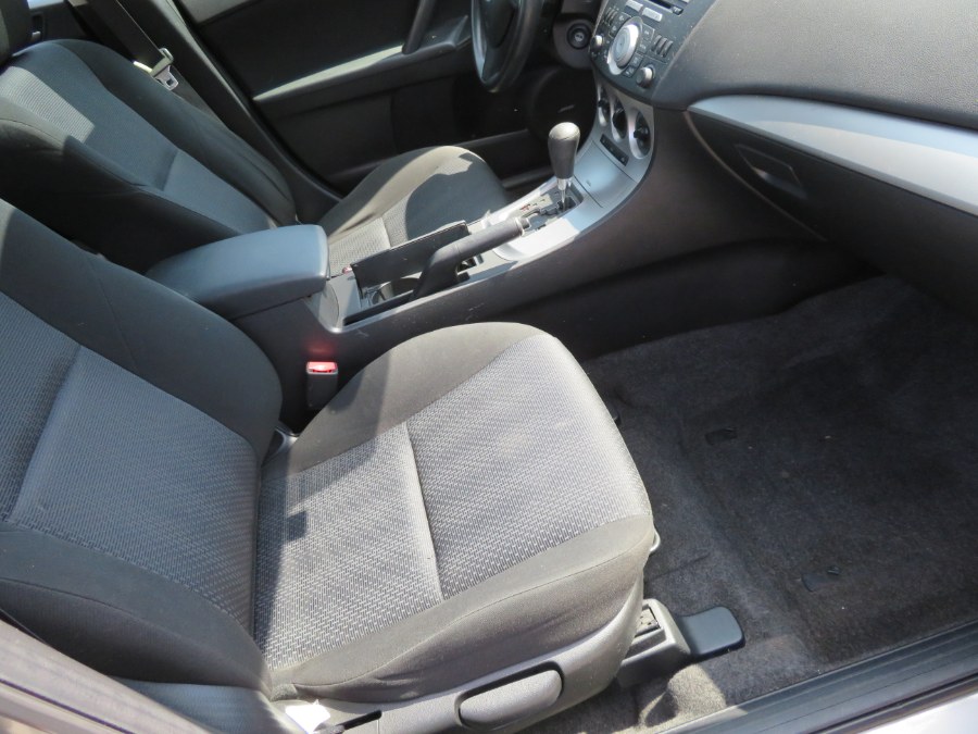 Used Mazda Mazda3 4dr Sdn Auto i Touring 2010 | Auto Match LLC. Waterbury, Connecticut Used Mazda Mazda3 4dr Sdn Auto i Touring 2010 | Auto Match LLC. Waterbury, Connecticut