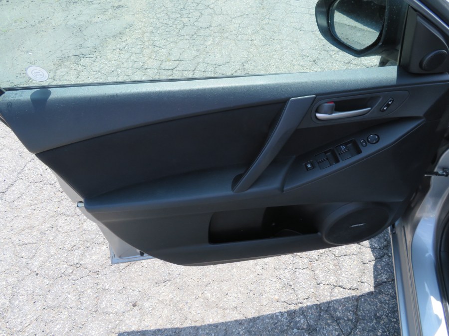 Used Mazda Mazda3 4dr Sdn Auto i Touring 2010 | Auto Match LLC. Waterbury, Connecticut Used Mazda Mazda3 4dr Sdn Auto i Touring 2010 | Auto Match LLC. Waterbury, Connecticut