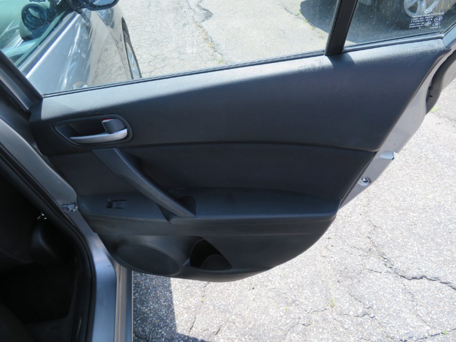 Used Mazda Mazda3 4dr Sdn Auto i Touring 2010 | Auto Match LLC. Waterbury, Connecticut Used Mazda Mazda3 4dr Sdn Auto i Touring 2010 | Auto Match LLC. Waterbury, Connecticut