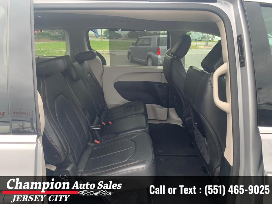 2018 Chrysler Pacifica Touring L FWD, available for sale in Jersey City, New Jersey | Champion Auto Sales. Jersey City, New Jersey 2018 Chrysler Pacifica Touring L FWD, available for sale in Jersey City, New Jersey | Champion Auto Sales. Jersey City, New Jersey