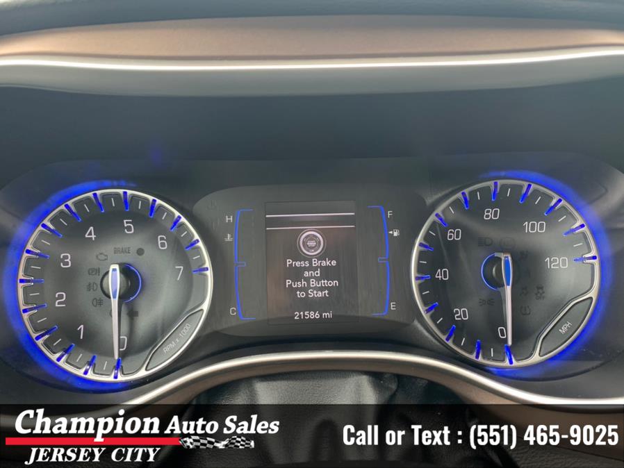 2018 Chrysler Pacifica Touring L FWD, available for sale in Jersey City, New Jersey | Champion Auto Sales. Jersey City, New Jersey 2018 Chrysler Pacifica Touring L FWD, available for sale in Jersey City, New Jersey | Champion Auto Sales. Jersey City, New Jersey