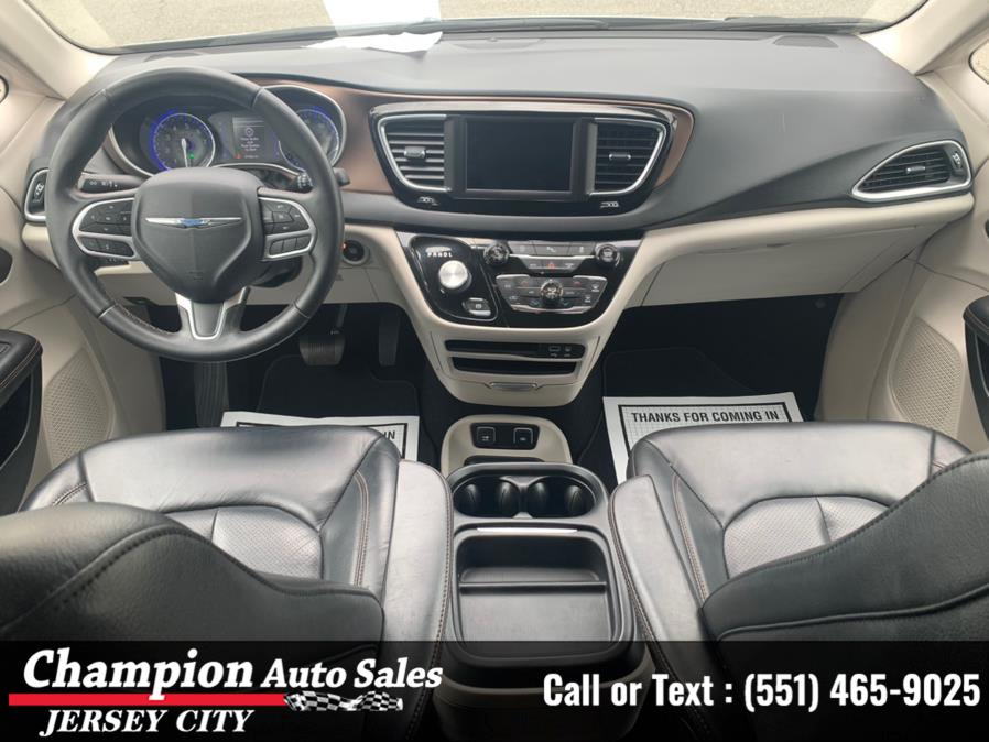 2018 Chrysler Pacifica Touring L FWD, available for sale in Jersey City, New Jersey | Champion Auto Sales. Jersey City, New Jersey 2018 Chrysler Pacifica Touring L FWD, available for sale in Jersey City, New Jersey | Champion Auto Sales. Jersey City, New Jersey