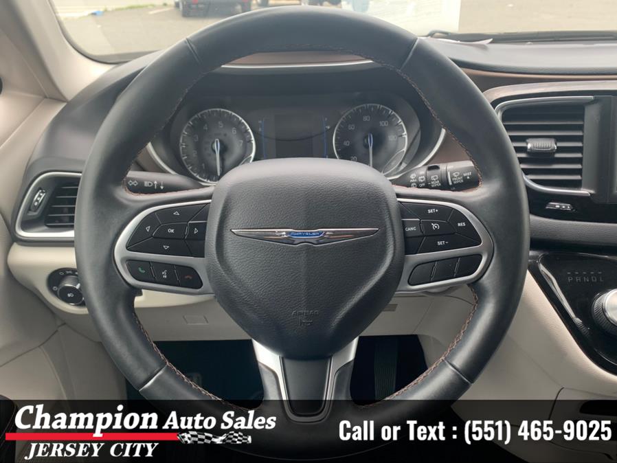 2018 Chrysler Pacifica Touring L FWD, available for sale in Jersey City, New Jersey | Champion Auto Sales. Jersey City, New Jersey 2018 Chrysler Pacifica Touring L FWD, available for sale in Jersey City, New Jersey | Champion Auto Sales. Jersey City, New Jersey