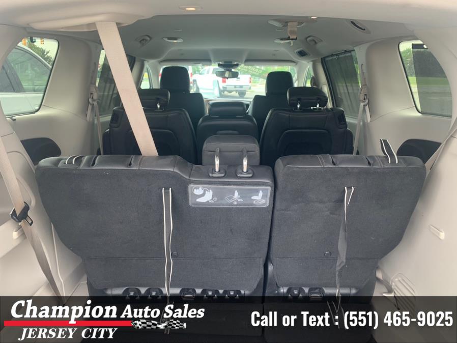 2018 Chrysler Pacifica Touring L FWD, available for sale in Jersey City, New Jersey | Champion Auto Sales. Jersey City, New Jersey 2018 Chrysler Pacifica Touring L FWD, available for sale in Jersey City, New Jersey | Champion Auto Sales. Jersey City, New Jersey