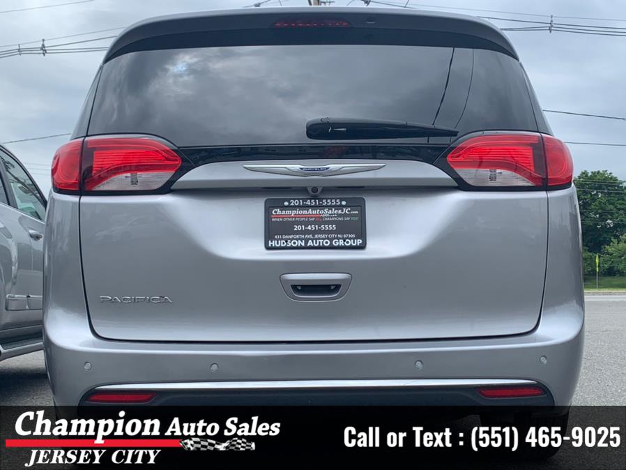 2018 Chrysler Pacifica Touring L FWD, available for sale in Jersey City, New Jersey | Champion Auto Sales. Jersey City, New Jersey 2018 Chrysler Pacifica Touring L FWD, available for sale in Jersey City, New Jersey | Champion Auto Sales. Jersey City, New Jersey