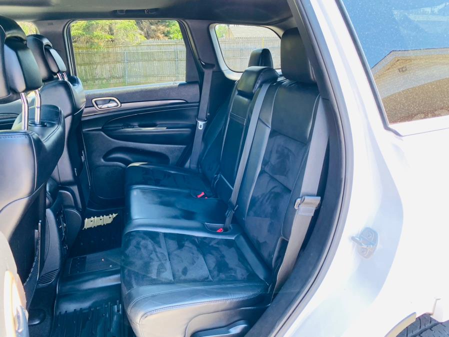 Used Jeep Grand Cherokee 4WD 4dr Altitude 2015 | Supreme Automotive. New Britain, Connecticut Used Jeep Grand Cherokee 4WD 4dr Altitude 2015 | Supreme Automotive. New Britain, Connecticut