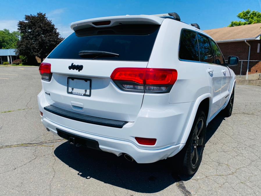 Used Jeep Grand Cherokee 4WD 4dr Altitude 2015 | Supreme Automotive. New Britain, Connecticut Used Jeep Grand Cherokee 4WD 4dr Altitude 2015 | Supreme Automotive. New Britain, Connecticut