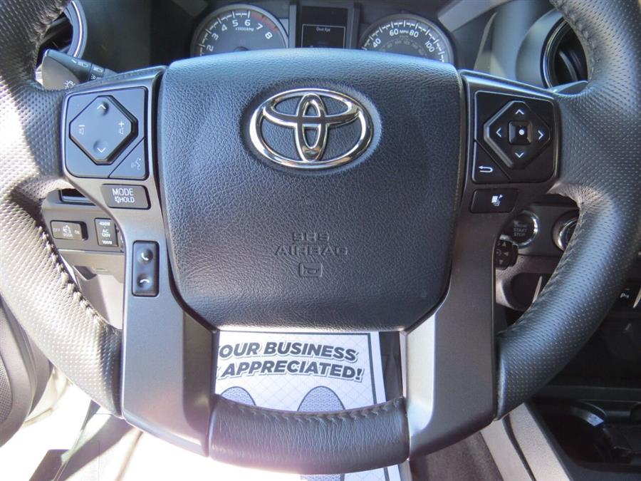 Used Toyota Tacoma TRD Sport 4x4 4dr Double Cab 5.0 ft SB 6A 2017 | Lake City Exports Inc. Auburn, Maine Used Toyota Tacoma TRD Sport 4x4 4dr Double Cab 5.0 ft SB 6A 2017 | Lake City Exports Inc. Auburn, Maine