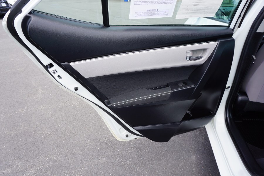 Used Toyota Corolla SE CVT 2018 | Fairway Auto Sales. Hancock, Maine Used Toyota Corolla SE CVT 2018 | Fairway Auto Sales. Hancock, Maine