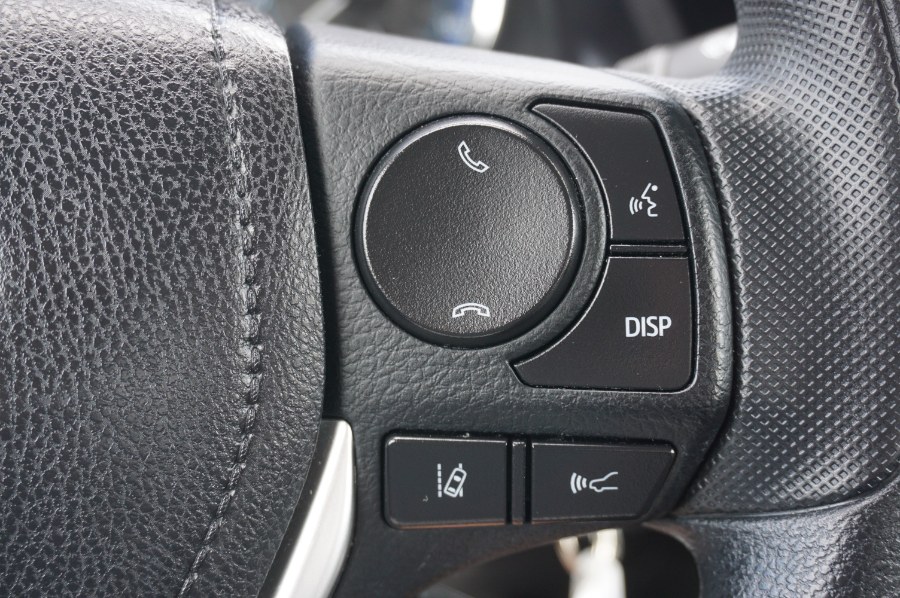 Used Toyota Corolla SE CVT 2018 | Fairway Auto Sales. Hancock, Maine Used Toyota Corolla SE CVT 2018 | Fairway Auto Sales. Hancock, Maine