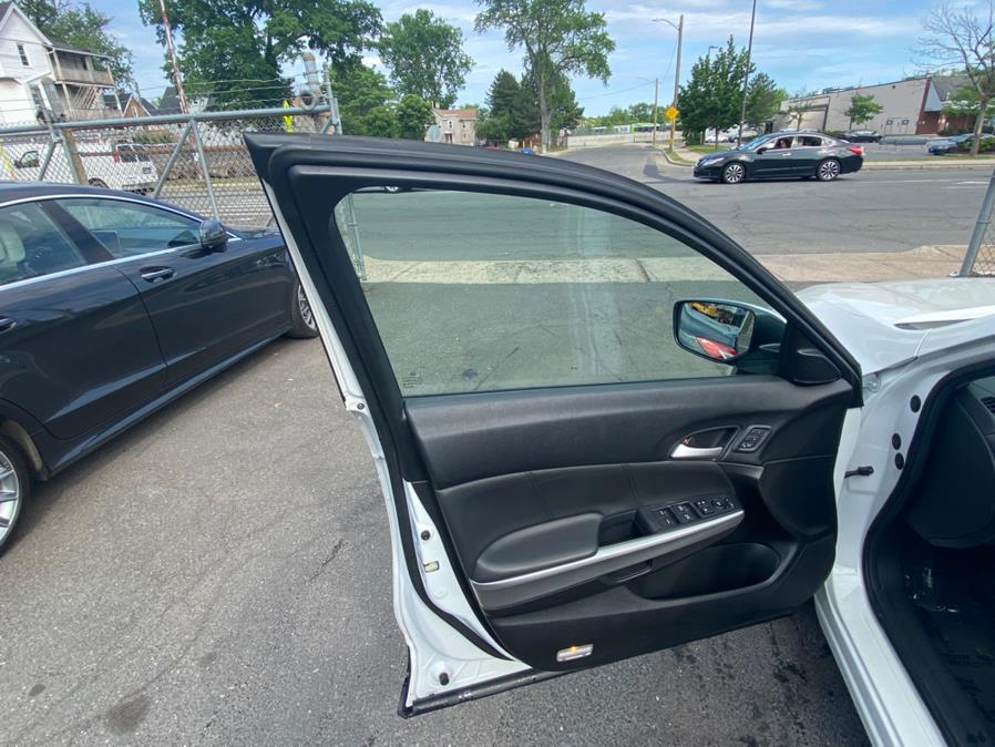 Used Honda Crosstour 4WD V6 5dr EX-L 2015 | VEB Auto Sales. Hartford, Connecticut Used Honda Crosstour 4WD V6 5dr EX-L 2015 | VEB Auto Sales. Hartford, Connecticut