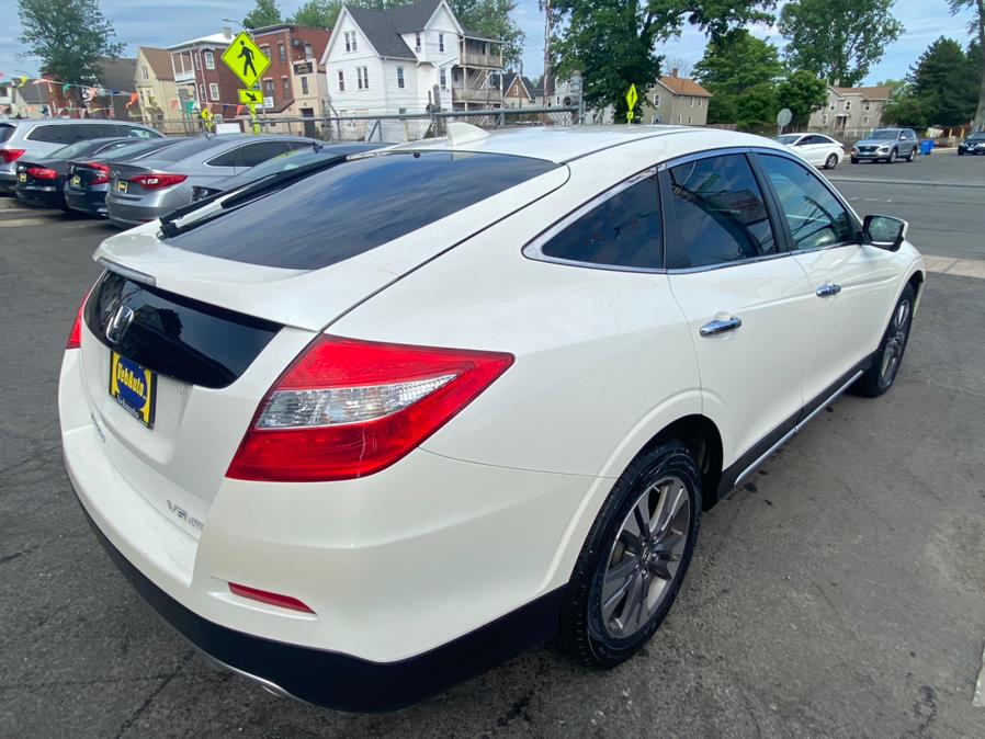Used Honda Crosstour 4WD V6 5dr EX-L 2015 | VEB Auto Sales. Hartford, Connecticut Used Honda Crosstour 4WD V6 5dr EX-L 2015 | VEB Auto Sales. Hartford, Connecticut