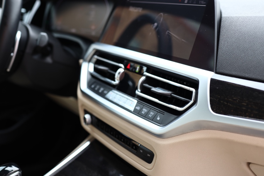 Used BMW 3 Series 330i Sedan North America 2020 | Hillside Auto Mall Inc.. Jamaica, New York Used BMW 3 Series 330i Sedan North America 2020 | Hillside Auto Mall Inc.. Jamaica, New York