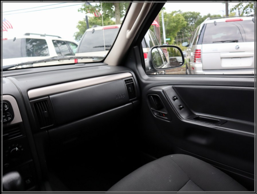 Used Jeep Grand Cherokee 4dr Laredo 4WD 2004 | My Auto Inc.. Huntington Station, New York Used Jeep Grand Cherokee 4dr Laredo 4WD 2004 | My Auto Inc.. Huntington Station, New York