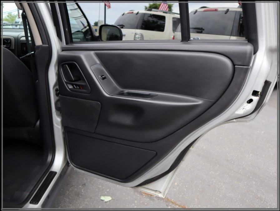 Used Jeep Grand Cherokee 4dr Laredo 4WD 2004 | My Auto Inc.. Huntington Station, New York Used Jeep Grand Cherokee 4dr Laredo 4WD 2004 | My Auto Inc.. Huntington Station, New York