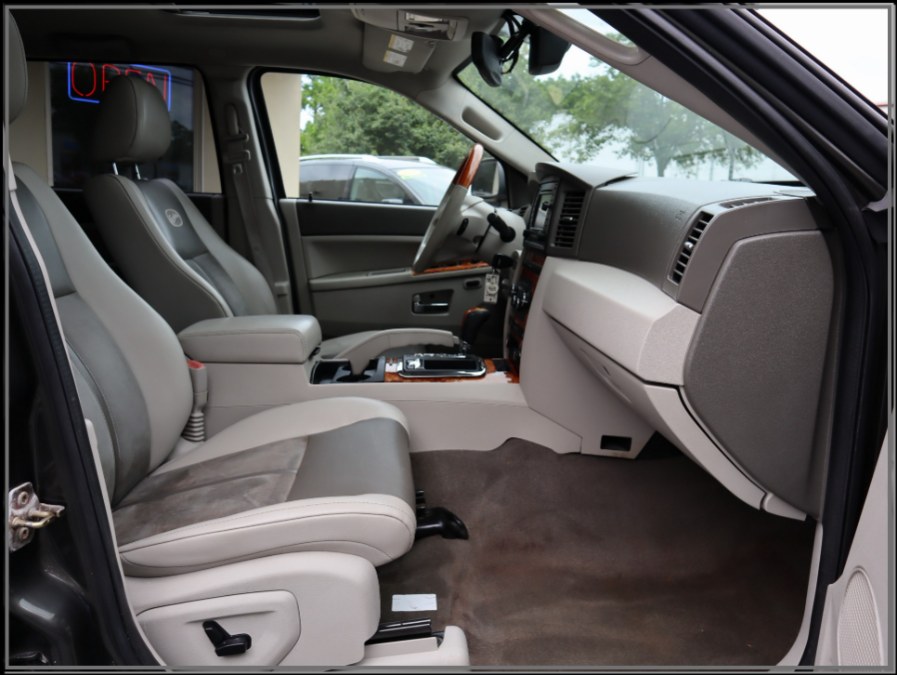 2006 Jeep Grand Cherokee 4dr Overland 4WD, available for sale in Huntington Station, New York | My Auto Inc.. Huntington Station, New York 2006 Jeep Grand Cherokee 4dr Overland 4WD, available for sale in Huntington Station, New York | My Auto Inc.. Huntington Station, New York