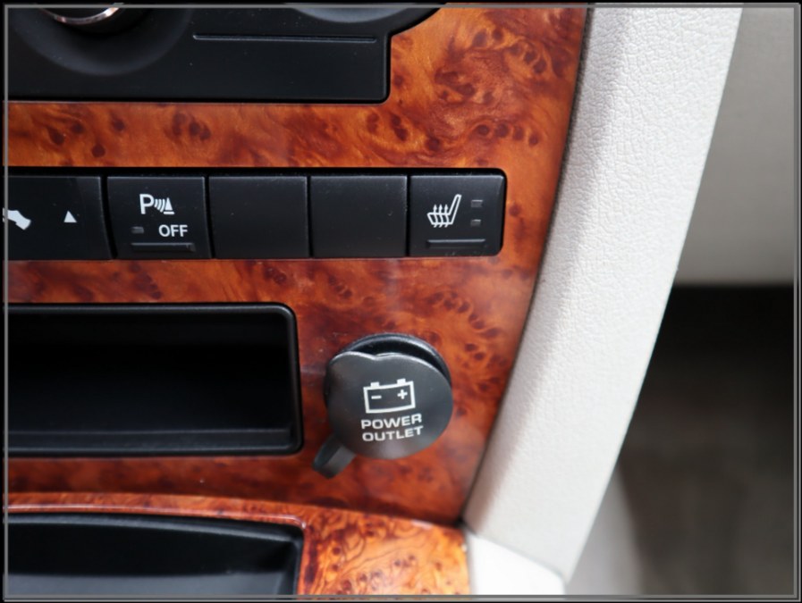2006 Jeep Grand Cherokee 4dr Overland 4WD, available for sale in Huntington Station, New York | My Auto Inc.. Huntington Station, New York 2006 Jeep Grand Cherokee 4dr Overland 4WD, available for sale in Huntington Station, New York | My Auto Inc.. Huntington Station, New York