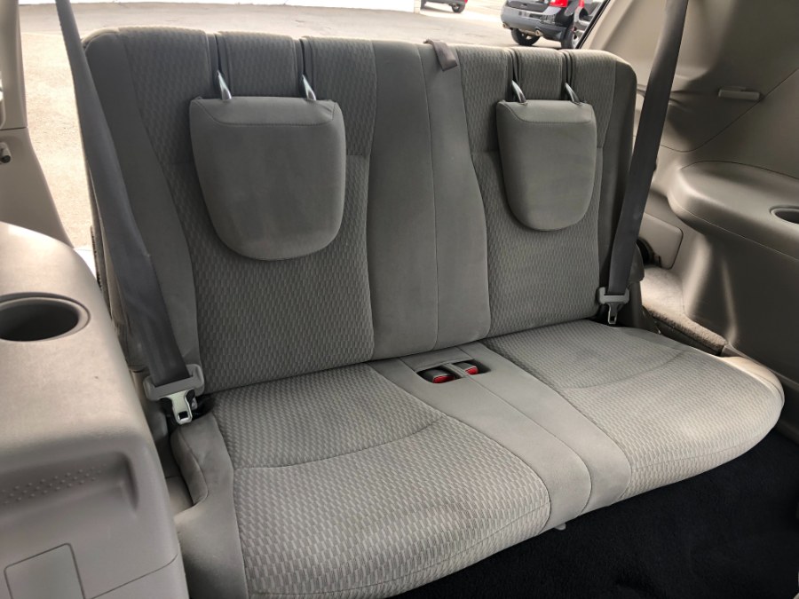 2010 Toyota Highlander 4WD 4dr V6 Base, available for sale in Bristol, Connecticut | Bristol Auto Center LLC. Bristol, Connecticut 2010 Toyota Highlander 4WD 4dr V6 Base, available for sale in Bristol, Connecticut | Bristol Auto Center LLC. Bristol, Connecticut
