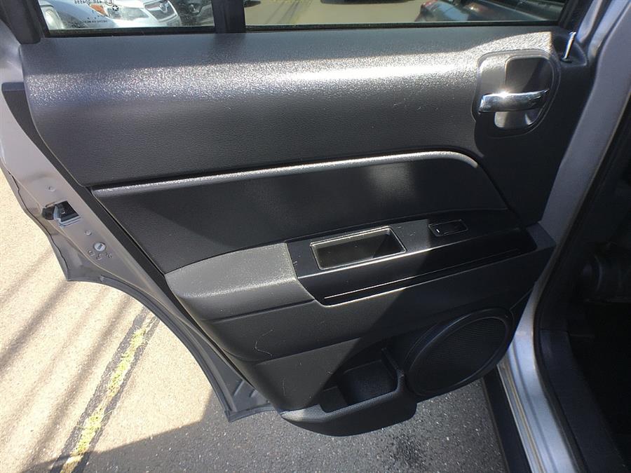 Used Jeep Patriot 4WD 4dr Latitude 2015 | Smart Buy Auto Sales, LLC. Wallingford, Connecticut Used Jeep Patriot 4WD 4dr Latitude 2015 | Smart Buy Auto Sales, LLC. Wallingford, Connecticut