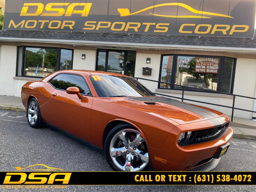 Used Dodge Challenger 2dr Cpe R/T Classic 2011 | DSA Motor Sports Corp. Commack, New York