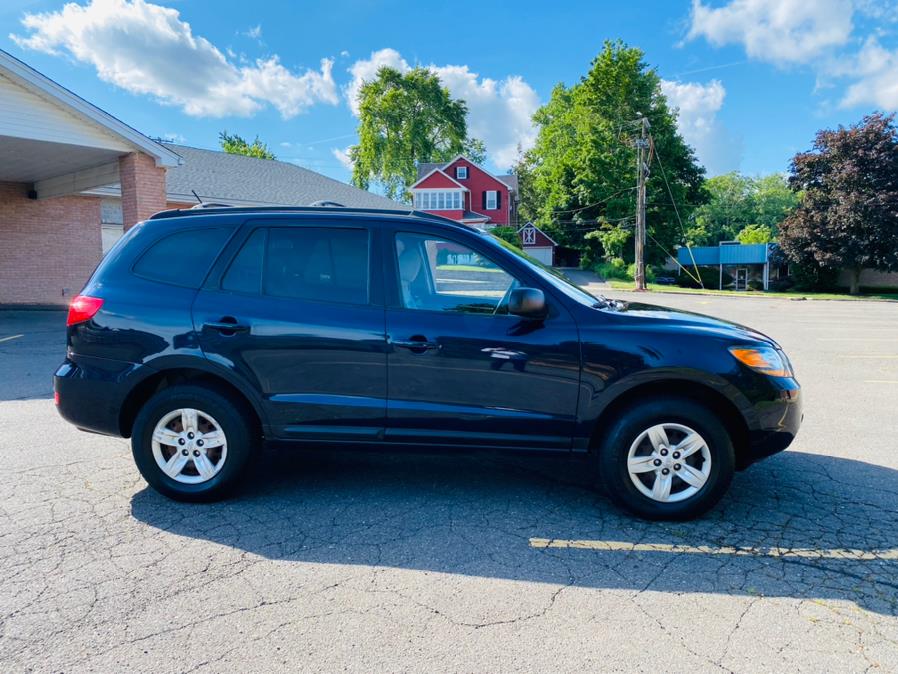 2009 Hyundai Santa Fe AWD 4dr Auto GLS, available for sale in New Britain, Connecticut | Supreme Automotive. New Britain, Connecticut 2009 Hyundai Santa Fe AWD 4dr Auto GLS, available for sale in New Britain, Connecticut | Supreme Automotive. New Britain, Connecticut