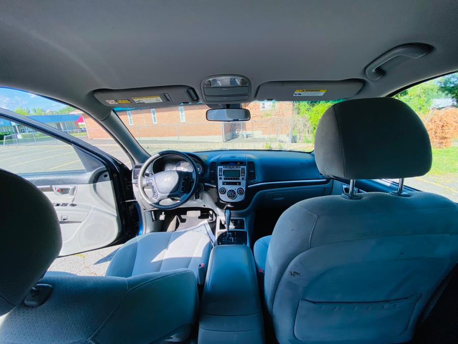 2009 Hyundai Santa Fe AWD 4dr Auto GLS, available for sale in New Britain, Connecticut | Supreme Automotive. New Britain, Connecticut 2009 Hyundai Santa Fe AWD 4dr Auto GLS, available for sale in New Britain, Connecticut | Supreme Automotive. New Britain, Connecticut