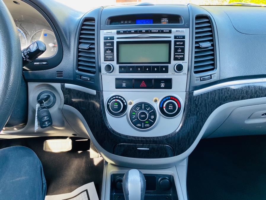 2009 Hyundai Santa Fe AWD 4dr Auto GLS, available for sale in New Britain, Connecticut | Supreme Automotive. New Britain, Connecticut 2009 Hyundai Santa Fe AWD 4dr Auto GLS, available for sale in New Britain, Connecticut | Supreme Automotive. New Britain, Connecticut