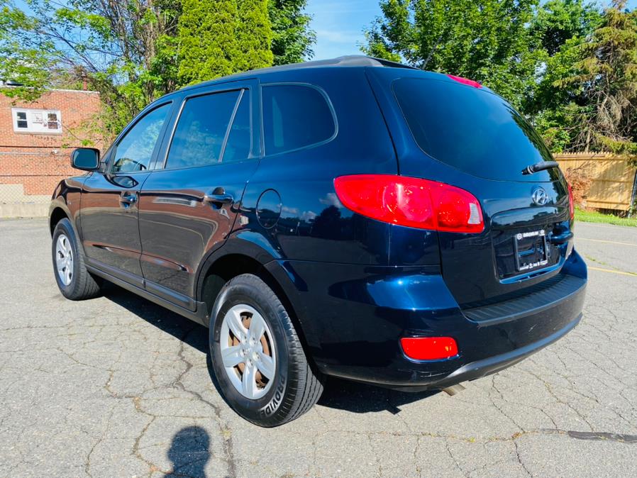 2009 Hyundai Santa Fe AWD 4dr Auto GLS, available for sale in New Britain, Connecticut | Supreme Automotive. New Britain, Connecticut 2009 Hyundai Santa Fe AWD 4dr Auto GLS, available for sale in New Britain, Connecticut | Supreme Automotive. New Britain, Connecticut