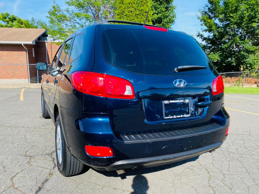 2009 Hyundai Santa Fe AWD 4dr Auto GLS, available for sale in New Britain, Connecticut | Supreme Automotive. New Britain, Connecticut 2009 Hyundai Santa Fe AWD 4dr Auto GLS, available for sale in New Britain, Connecticut | Supreme Automotive. New Britain, Connecticut