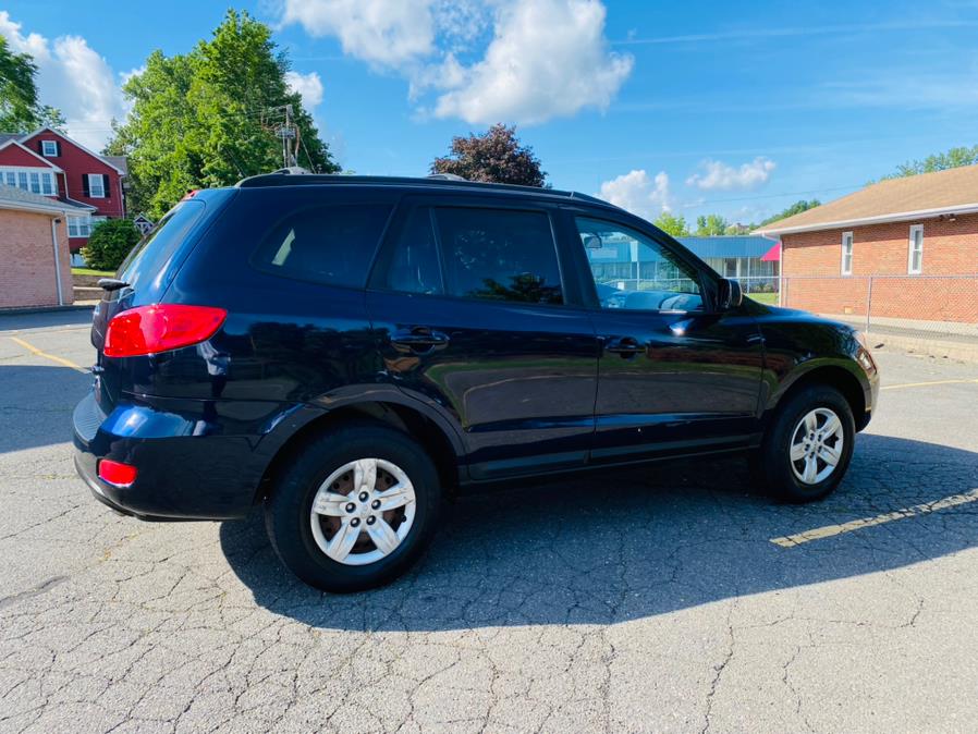 2009 Hyundai Santa Fe AWD 4dr Auto GLS, available for sale in New Britain, Connecticut | Supreme Automotive. New Britain, Connecticut 2009 Hyundai Santa Fe AWD 4dr Auto GLS, available for sale in New Britain, Connecticut | Supreme Automotive. New Britain, Connecticut
