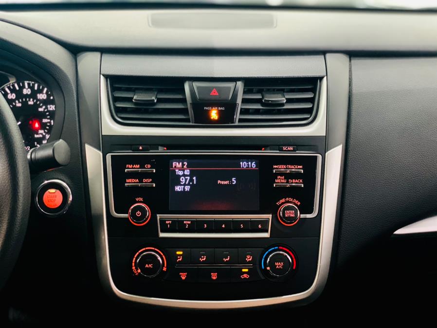 Used Nissan Altima 2.5 S Sedan 2017 | Luxury Motor Club. Franklin Square, New York Used Nissan Altima 2.5 S Sedan 2017 | Luxury Motor Club. Franklin Square, New York