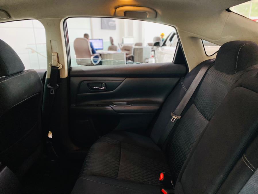 Used Nissan Altima 2.5 S Sedan 2017 | Luxury Motor Club. Franklin Square, New York Used Nissan Altima 2.5 S Sedan 2017 | Luxury Motor Club. Franklin Square, New York