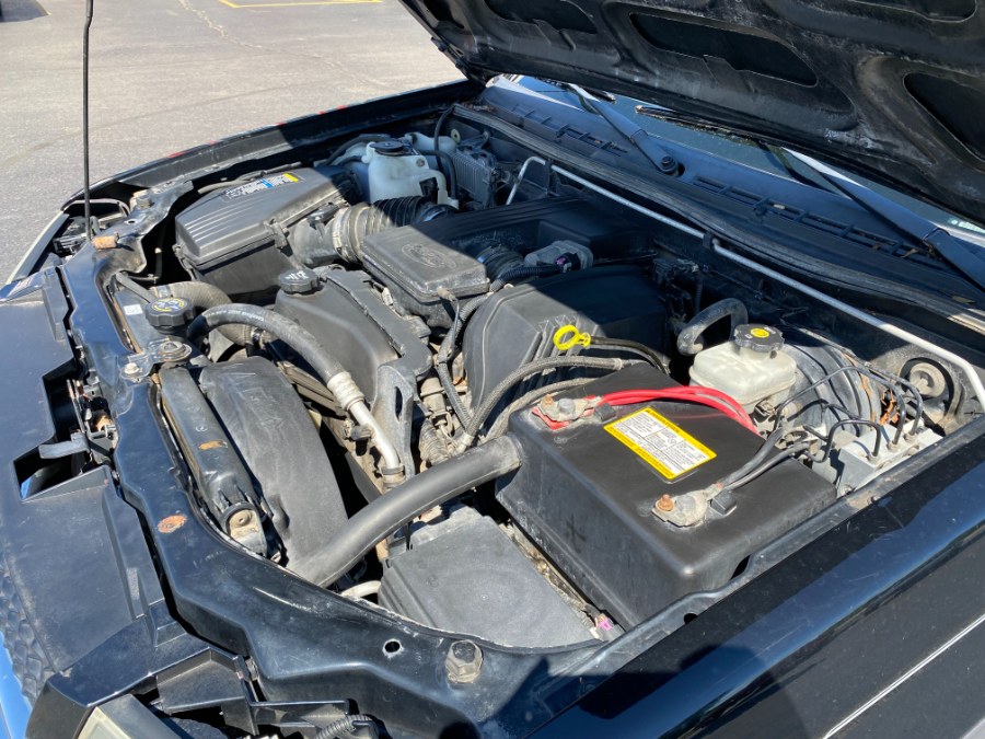 Used Chevrolet Colorado Crew Cab 126.0" WB 4WD 1SB LS Z85 2004 | Marsh Auto Sales LLC. Ortonville, Michigan Used Chevrolet Colorado Crew Cab 126.0" WB 4WD 1SB LS Z85 2004 | Marsh Auto Sales LLC. Ortonville, Michigan