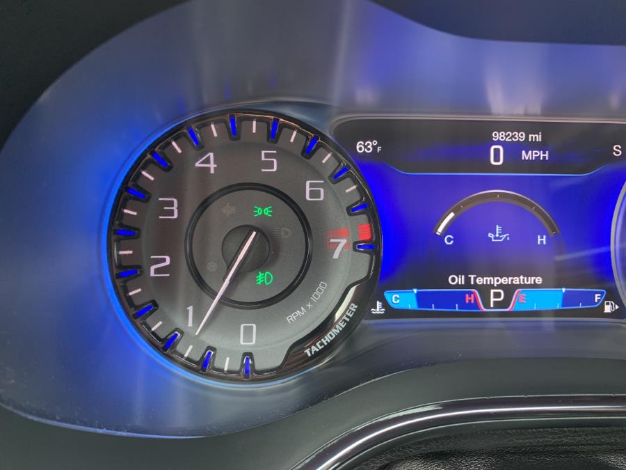 Used Chrysler 200 4dr Sdn S AWD 2015 | Saybrook Auto Barn. Old Saybrook, Connecticut Used Chrysler 200 4dr Sdn S AWD 2015 | Saybrook Auto Barn. Old Saybrook, Connecticut