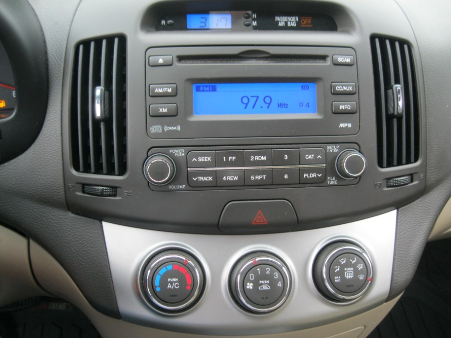 Used Hyundai Elantra 4dr Sdn Auto SE 2010 | Automotive Plus. Bristol, Connecticut Used Hyundai Elantra 4dr Sdn Auto SE 2010 | Automotive Plus. Bristol, Connecticut