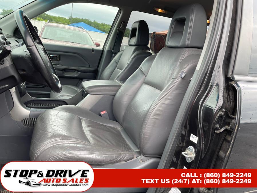 2003 Honda Pilot 4WD EX Auto w/Leather, available for sale in East Windsor, Connecticut | Stop & Drive Auto Sales. East Windsor, Connecticut 2003 Honda Pilot 4WD EX Auto w/Leather, available for sale in East Windsor, Connecticut | Stop & Drive Auto Sales. East Windsor, Connecticut