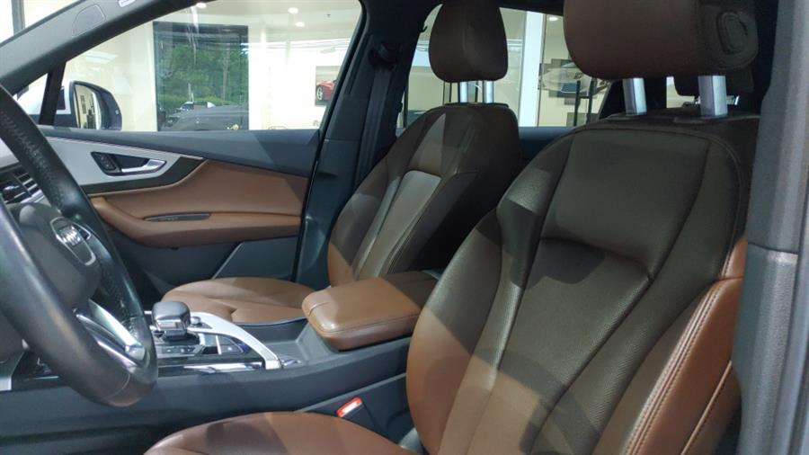 Used Audi Q7 3.0 TFSI Prestige 2017 | Dream Car Gallery. Woodbury, New York Used Audi Q7 3.0 TFSI Prestige 2017 | Dream Car Gallery. Woodbury, New York