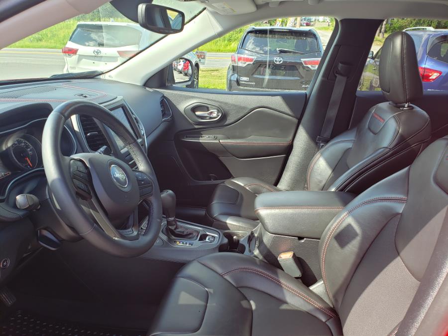 Used Jeep Cherokee Trailhawk 4x4 2019 | Pray's Auto Sales . Bangor , Maine Used Jeep Cherokee Trailhawk 4x4 2019 | Pray's Auto Sales . Bangor , Maine