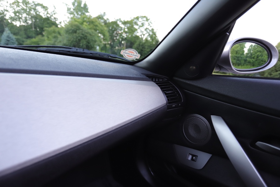 2003 BMW Z4 Z4 2dr Roadster 2.5i, available for sale in North Salem, New York | Meccanic Shop North Inc. North Salem, New York 2003 BMW Z4 Z4 2dr Roadster 2.5i, available for sale in North Salem, New York | Meccanic Shop North Inc. North Salem, New York