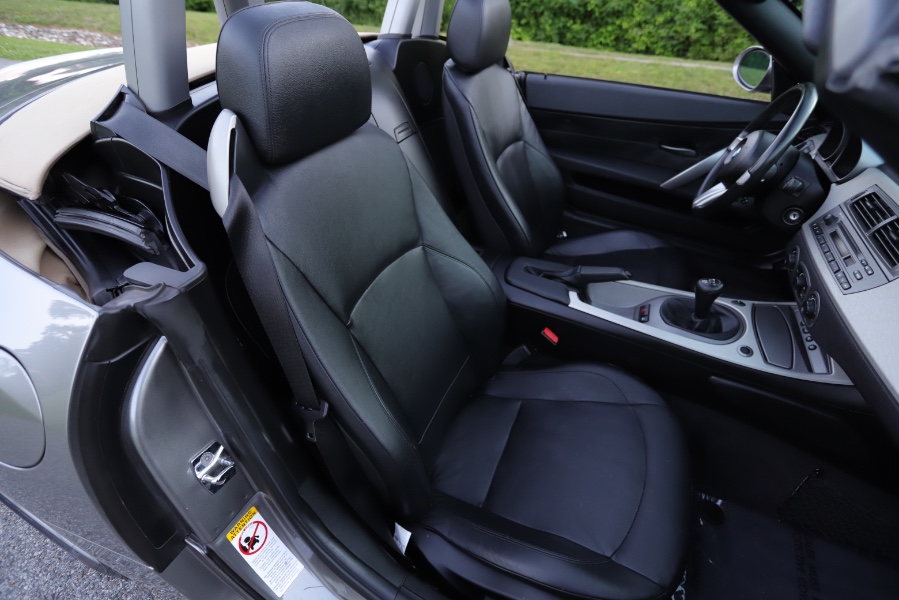 2003 BMW Z4 Z4 2dr Roadster 2.5i, available for sale in North Salem, New York | Meccanic Shop North Inc. North Salem, New York 2003 BMW Z4 Z4 2dr Roadster 2.5i, available for sale in North Salem, New York | Meccanic Shop North Inc. North Salem, New York