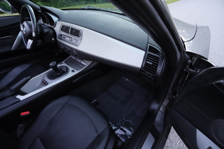 2003 BMW Z4 Z4 2dr Roadster 2.5i, available for sale in North Salem, New York | Meccanic Shop North Inc. North Salem, New York 2003 BMW Z4 Z4 2dr Roadster 2.5i, available for sale in North Salem, New York | Meccanic Shop North Inc. North Salem, New York