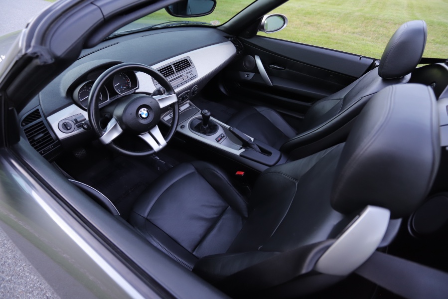 2003 BMW Z4 Z4 2dr Roadster 2.5i, available for sale in North Salem, New York | Meccanic Shop North Inc. North Salem, New York 2003 BMW Z4 Z4 2dr Roadster 2.5i, available for sale in North Salem, New York | Meccanic Shop North Inc. North Salem, New York