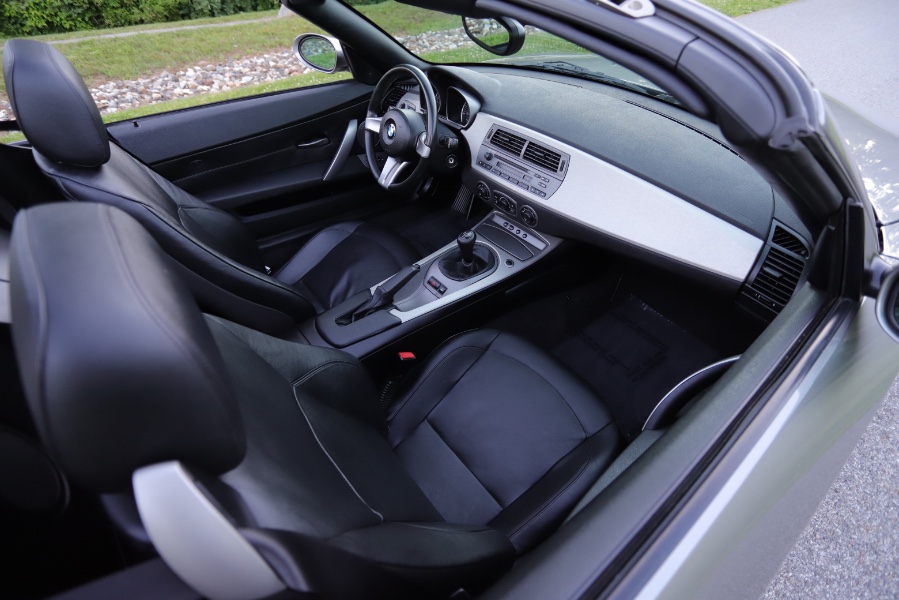 2003 BMW Z4 Z4 2dr Roadster 2.5i, available for sale in North Salem, New York | Meccanic Shop North Inc. North Salem, New York 2003 BMW Z4 Z4 2dr Roadster 2.5i, available for sale in North Salem, New York | Meccanic Shop North Inc. North Salem, New York
