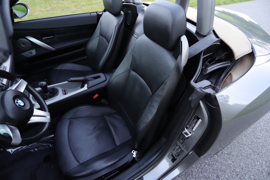 2003 BMW Z4 Z4 2dr Roadster 2.5i, available for sale in North Salem, New York | Meccanic Shop North Inc. North Salem, New York 2003 BMW Z4 Z4 2dr Roadster 2.5i, available for sale in North Salem, New York | Meccanic Shop North Inc. North Salem, New York