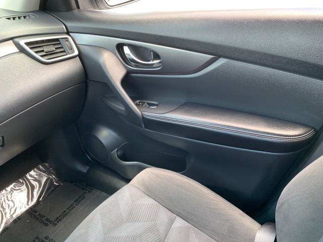 Used Nissan Rogue SV 2015 | Valentine Motor Company. Forestville, Maryland Used Nissan Rogue SV 2015 | Valentine Motor Company. Forestville, Maryland